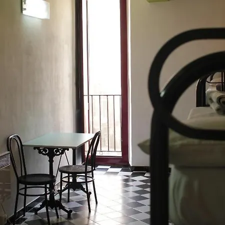 New York Hostel *