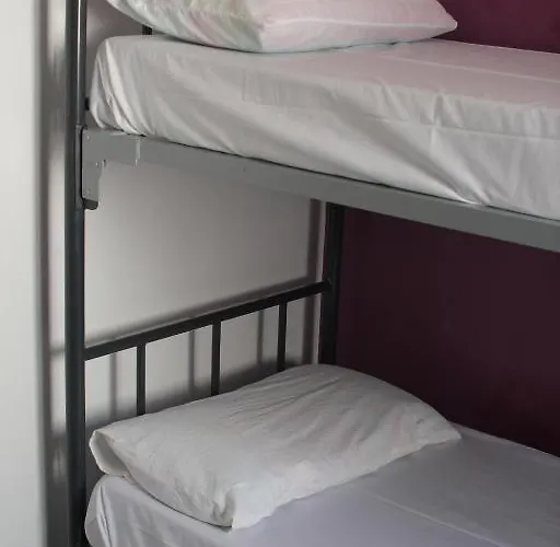 New York Hostel *