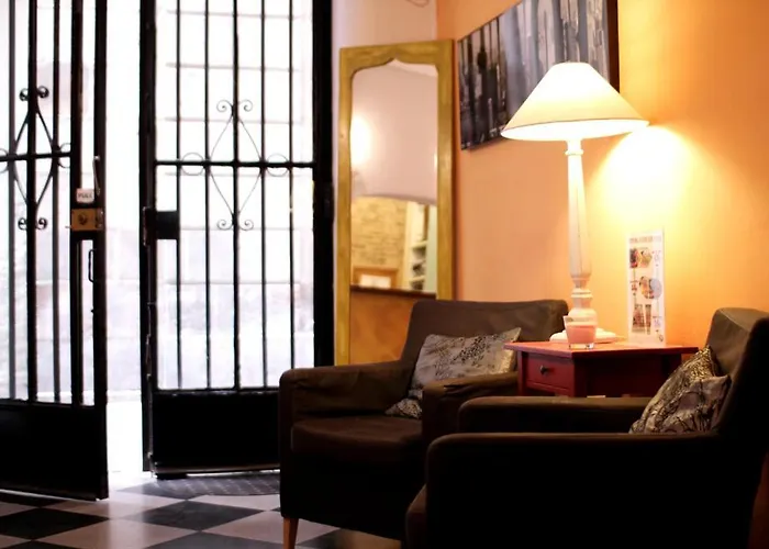 New York Hostel *
